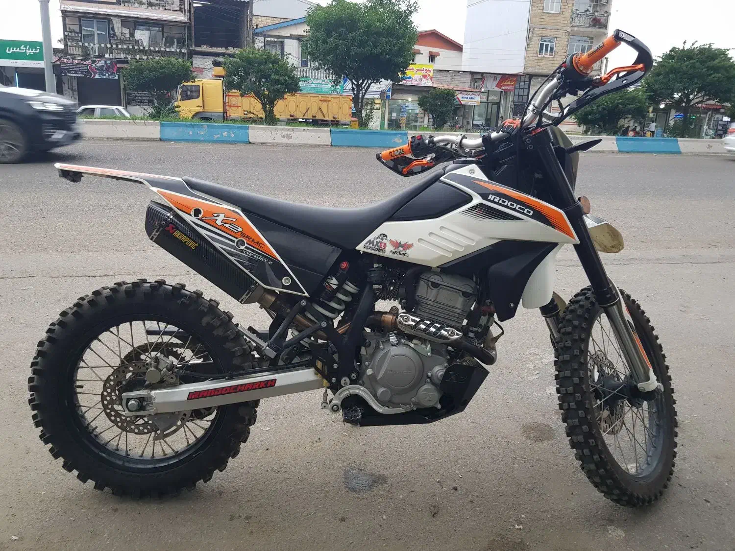 موتور سیکلت x2|موتورسیکلت|چوبر, |دیوار