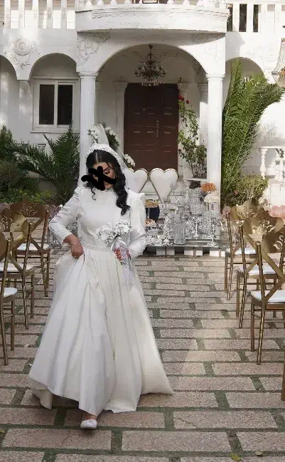 لباس عقدوفرمالیته|لباس|ری, جوانمرد قصاب|دیوار