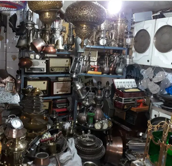 فروش وخریدار وسایل قدیمی صفحه گرام ظروف پنکه سماور|کلکسیون اشیاء عتیقه|تهران, میدان ولیعصر|دیوار