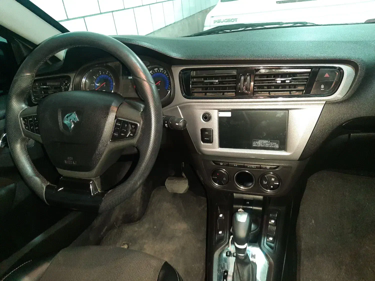 تارا اتوماتیک V2 مدل ۴۰۳|خودرو سواری و وانت|بوشهر, |دیوار