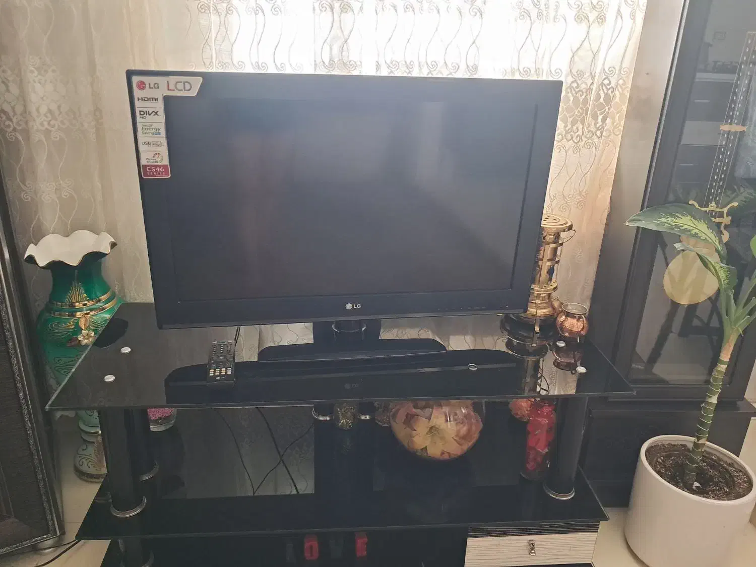 تلویزیون ۳۲ اینچ|تلویزیون و پروژکتور|محمدیه-قزوین, |دیوار