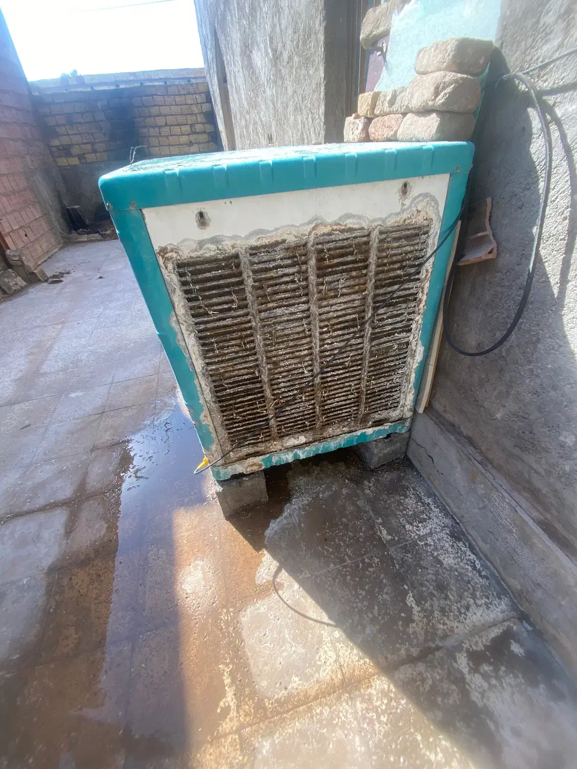 کولر ابی|کولر آبی|بم, |دیوار