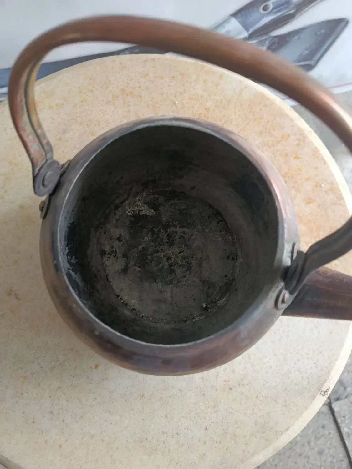 کتری مسی قدیمی|قوری، کتری، قهوهساز دستی|خرمدره, |دیوار