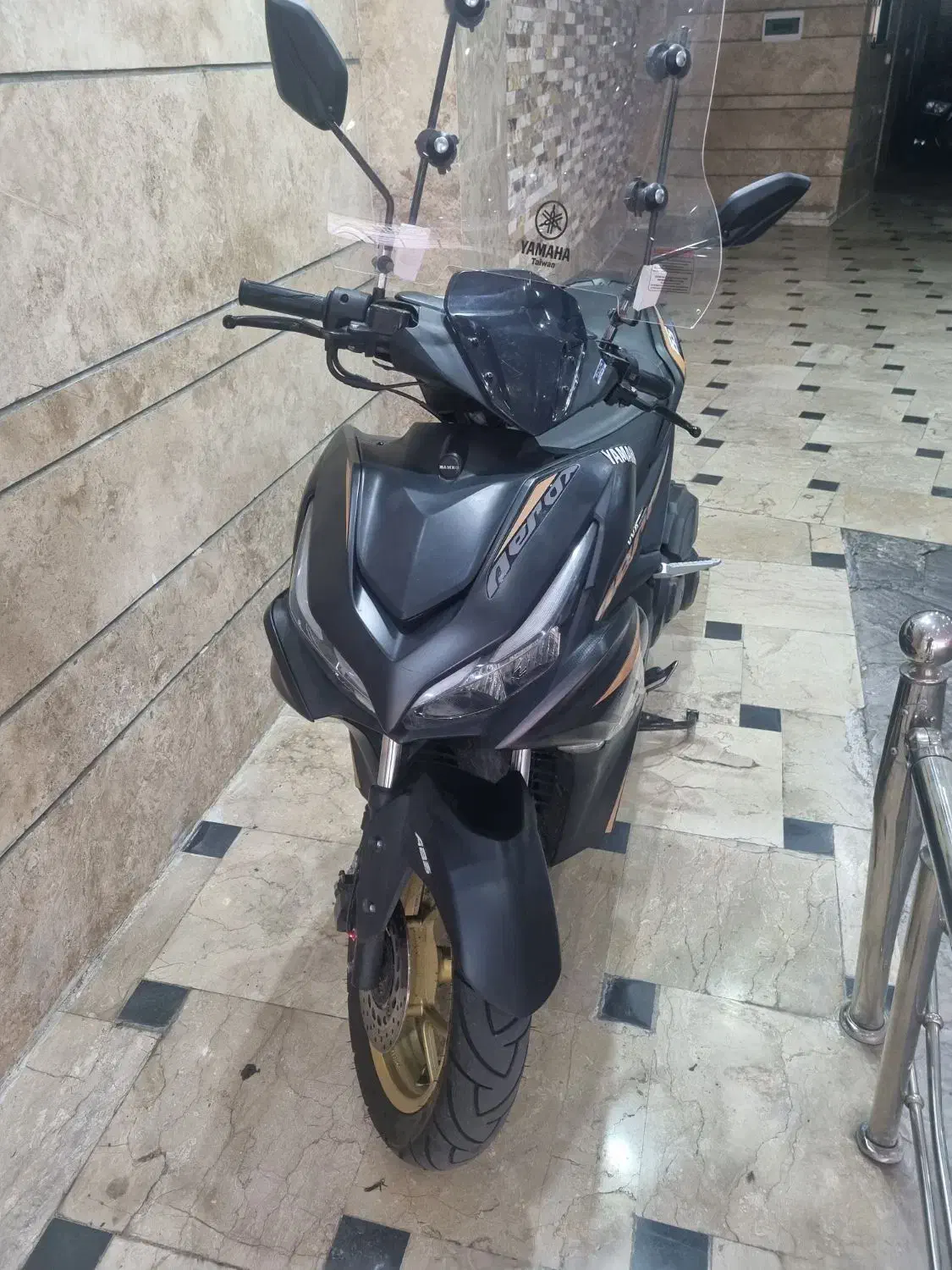 طرح آیروکس مدل۴۰۲( ۸۷۰تاکار)|موتورسیکلت|تهران, ستارخان|دیوار