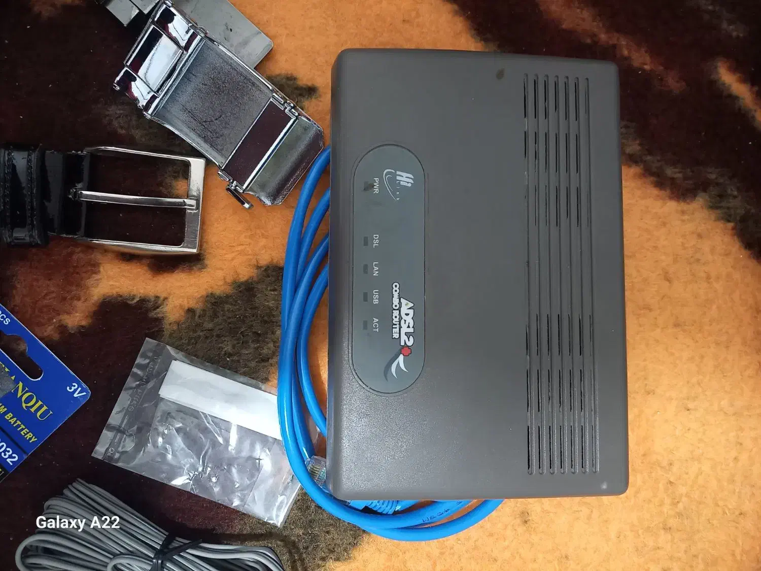 مودم با سیم به همراه لن|مودم و تجهیزات شبکه|قم, زنبیل آباد|دیوار