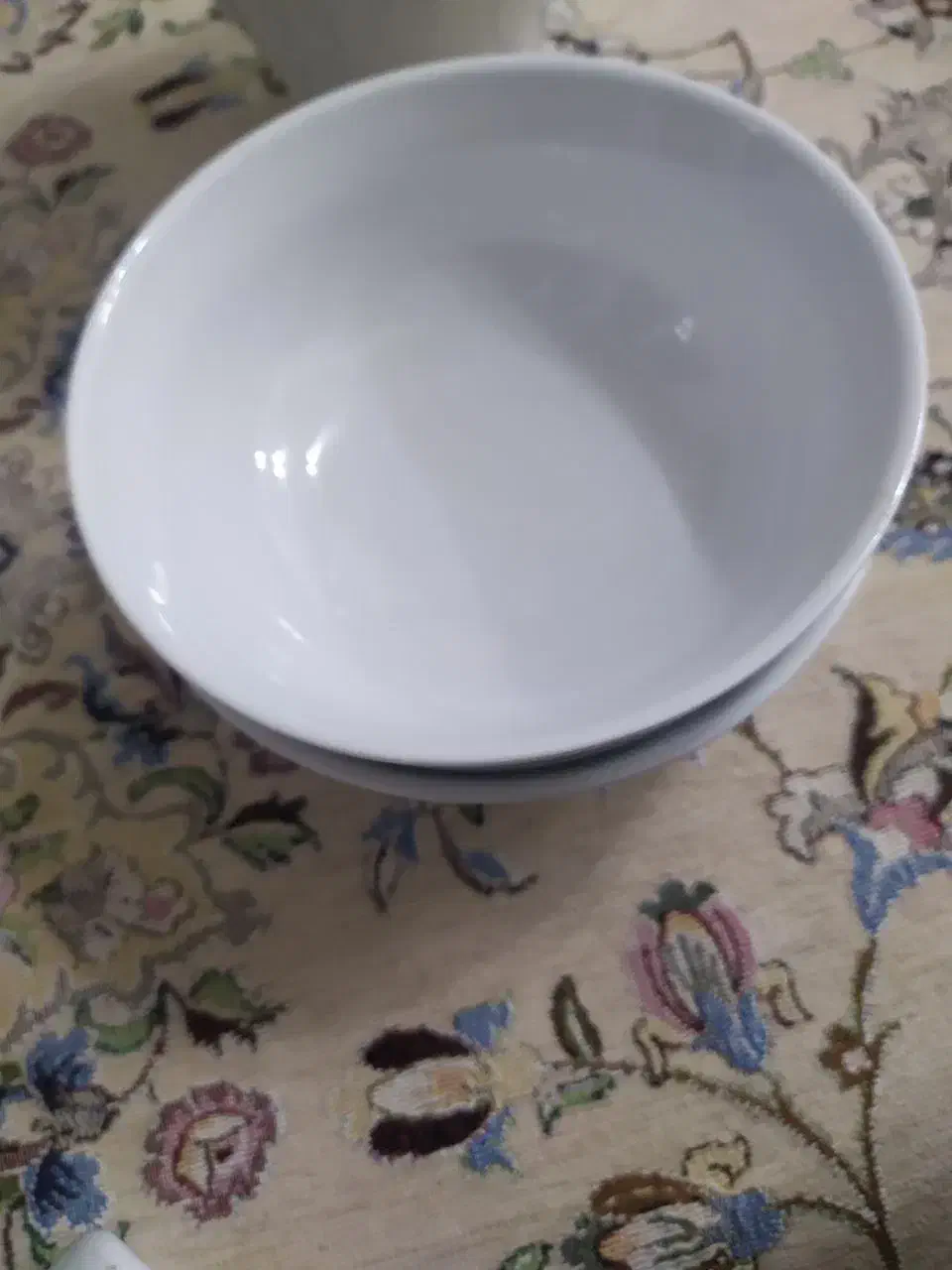 سرویس ۱۲ نفره چینی اصل|ظروف سرو و پذیرایی|پیرانشهر, |دیوار