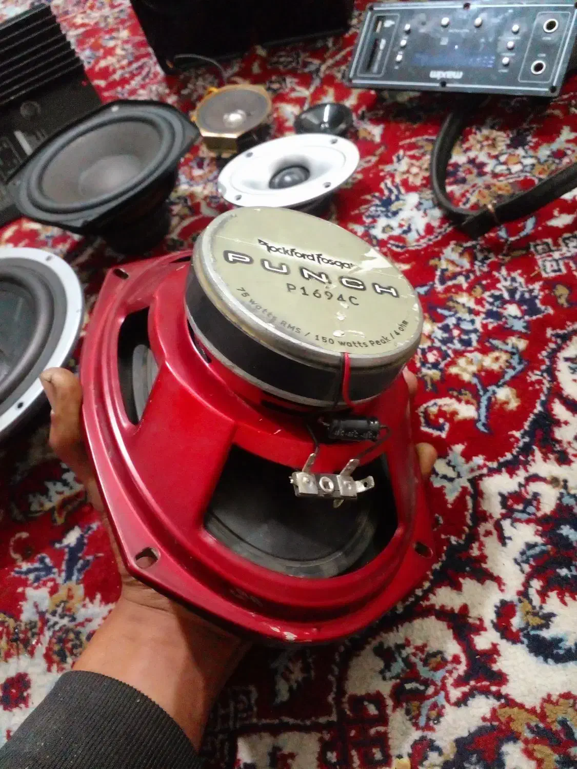 صوتی در حد آک|صوتی و تصویری|بروجرد, |دیوار