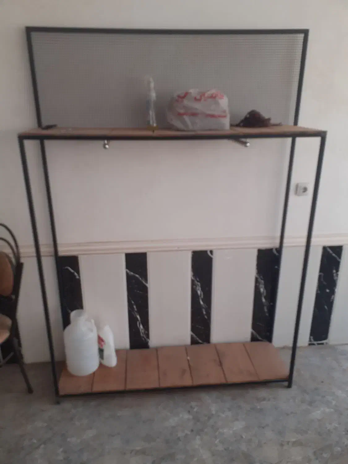 جالباسی و رگال|مبلمان خانگی و میز عسلی|بروجرد, |دیوار