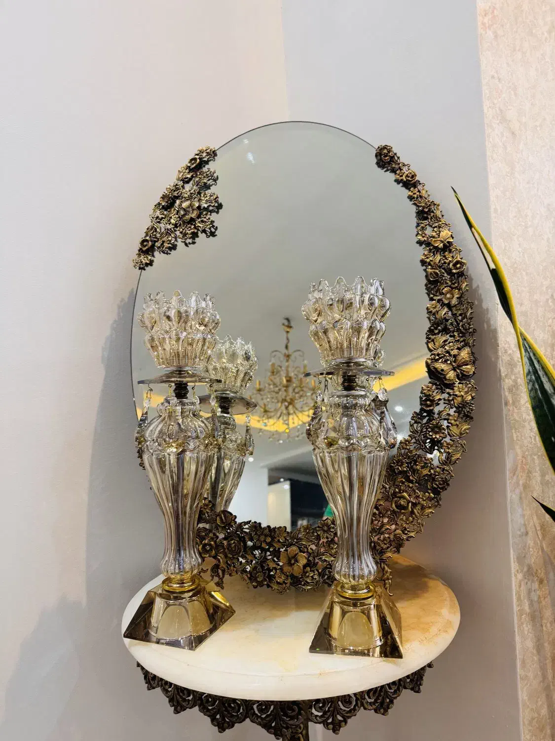 آینه و شمعدان برنز ۱ سال خریدیم|صنایع دستی و سایر لوازم تزئینی|تهران, گلستان (شهرک راه آهن)|دیوار