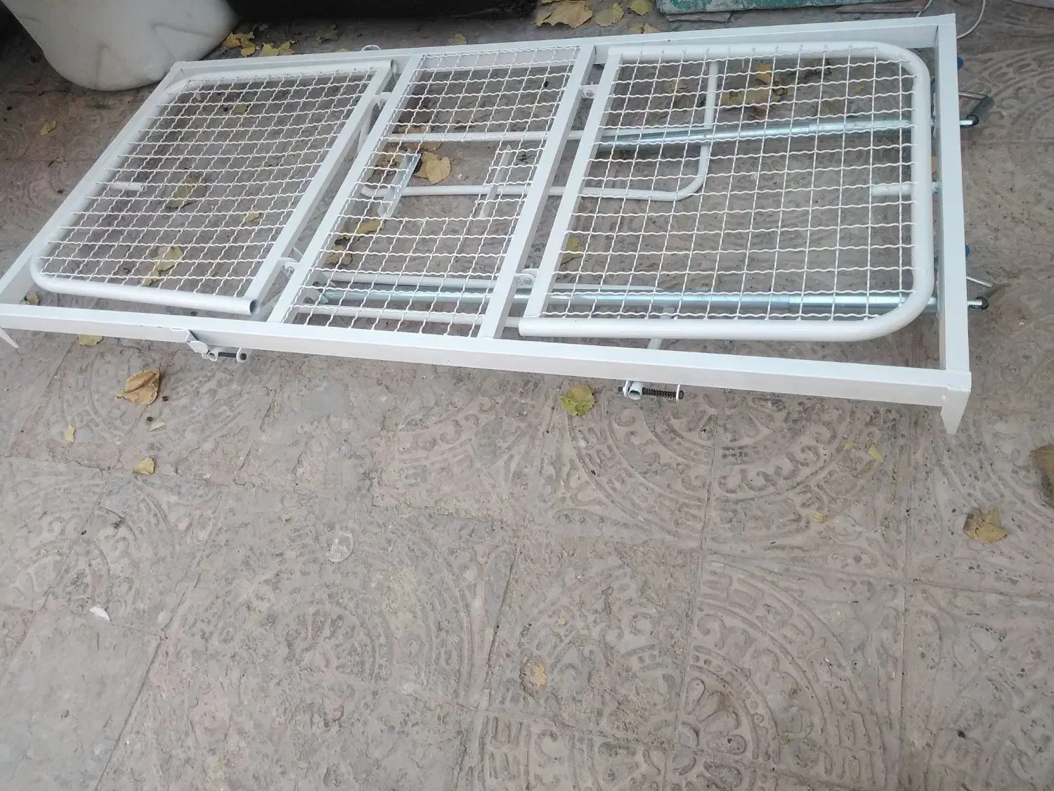 یک عدد تخت بیمارستانی با تشک|تشک تختخواب|کرمان, |دیوار