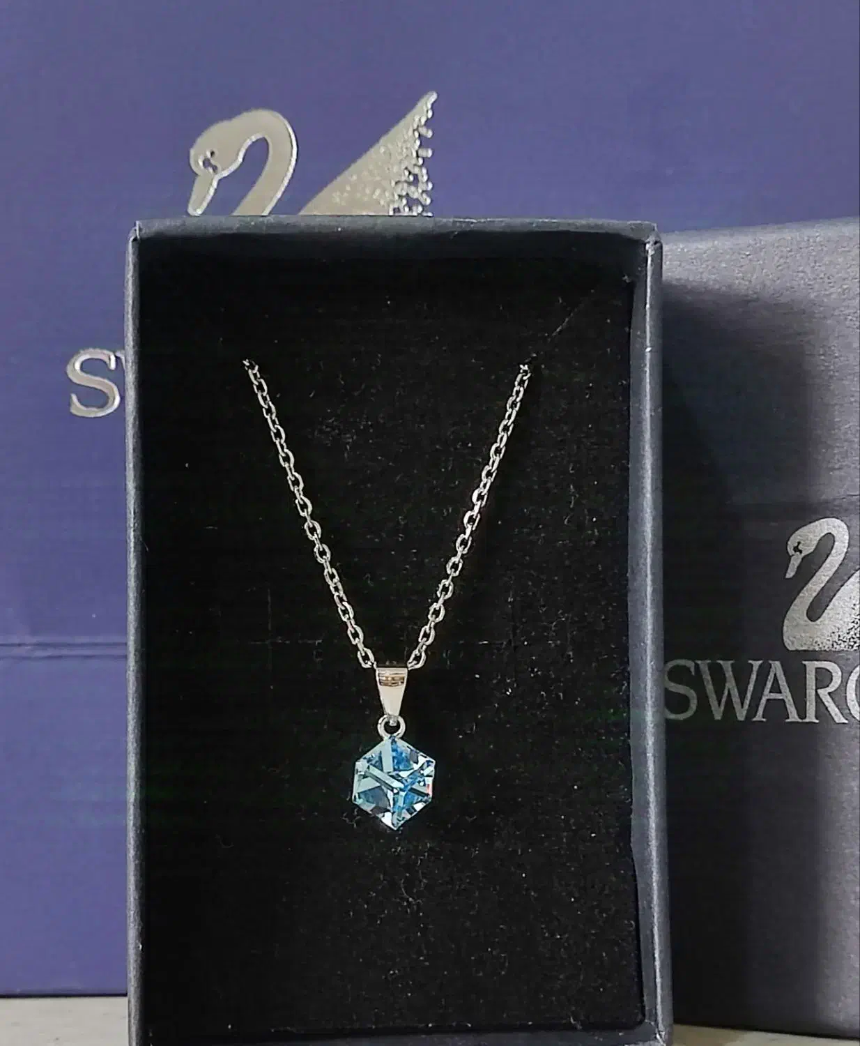 گردنبند نقره سوارسکیswarovski مکعب 925|جواهرات|تهران, سازمان برنامه شمالی|دیوار