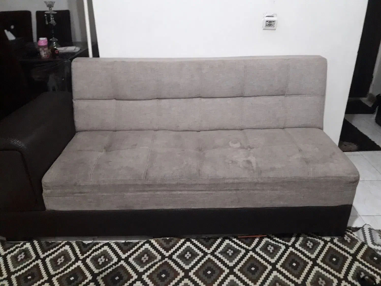 مبل ال کاملا سالم فقط نیاز به شستشو داره|مبلمان خانگی و میز عسلی|سمنان, |دیوار