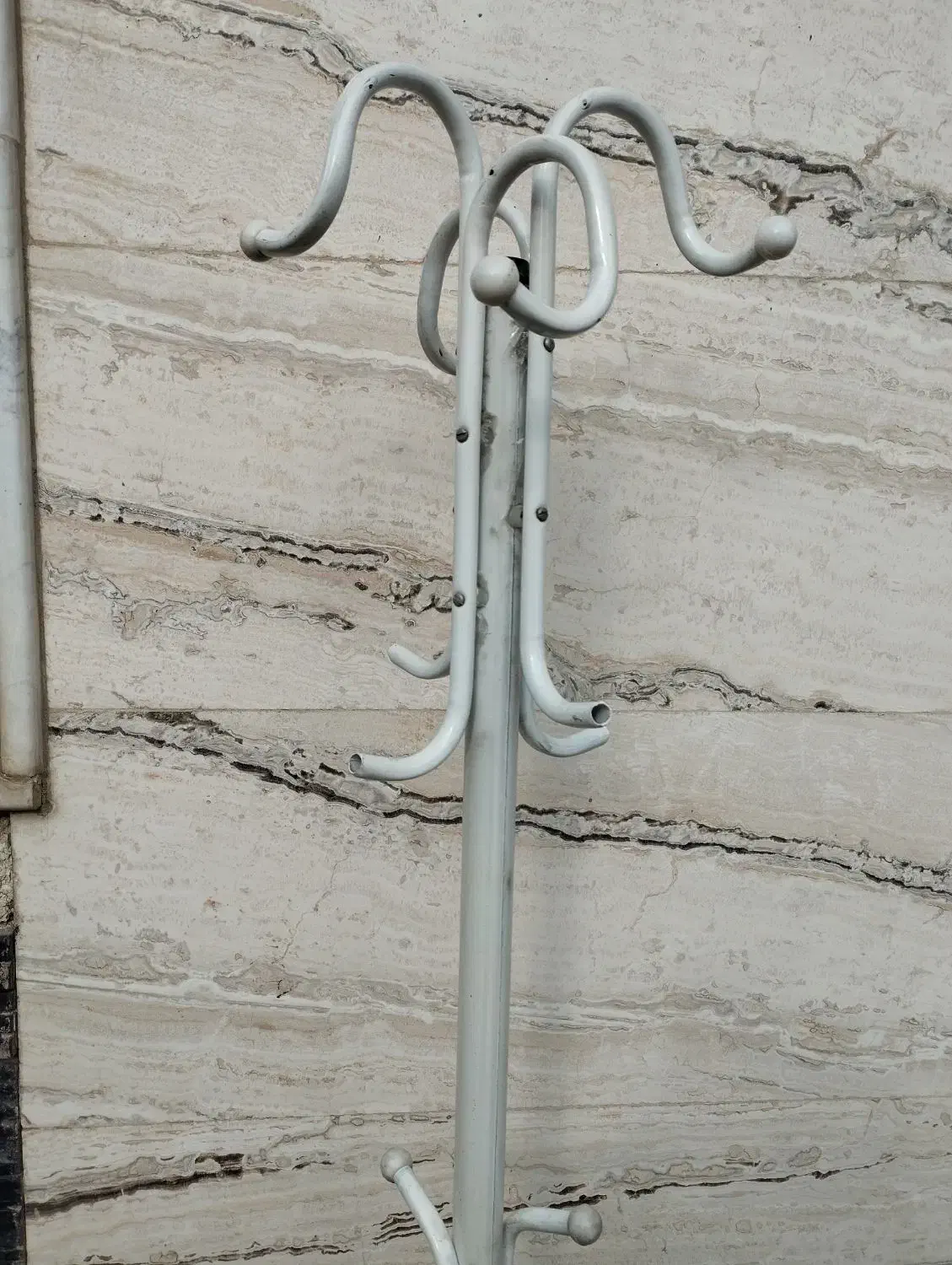 چوب لباسی|بندرخت و رخت‌آویز|کرمانشاه, |دیوار