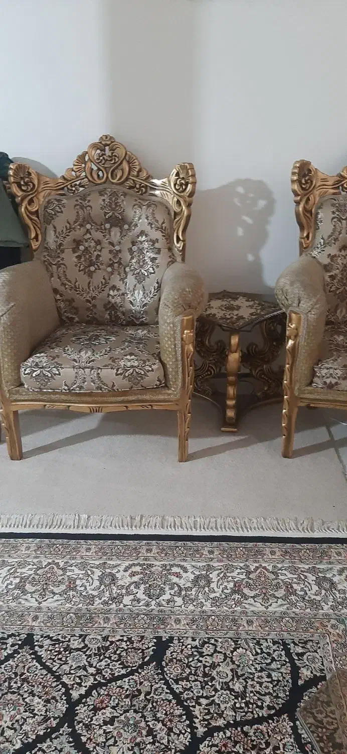 مبل سلطنتی ۹ نفره|مبلمان خانگی و میز عسلی|محمدشهر, محمدشهر|دیوار