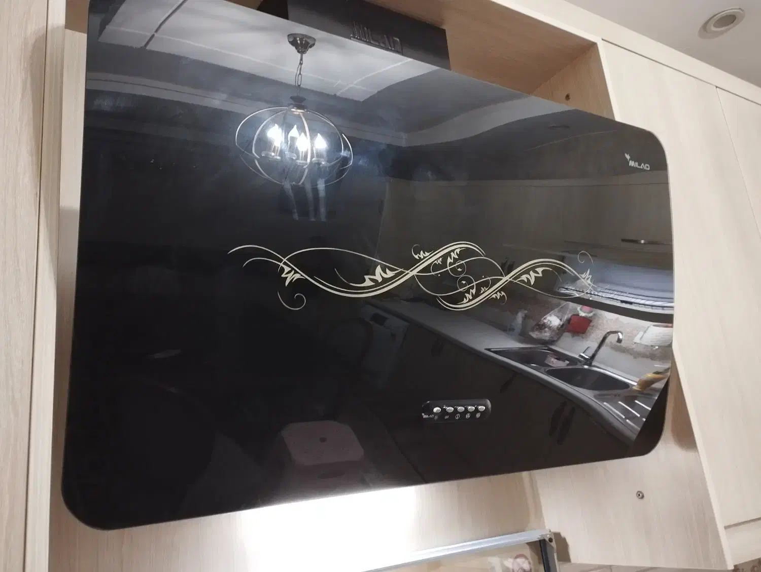 هود میلاد|هود|مشهد, عامل|دیوار