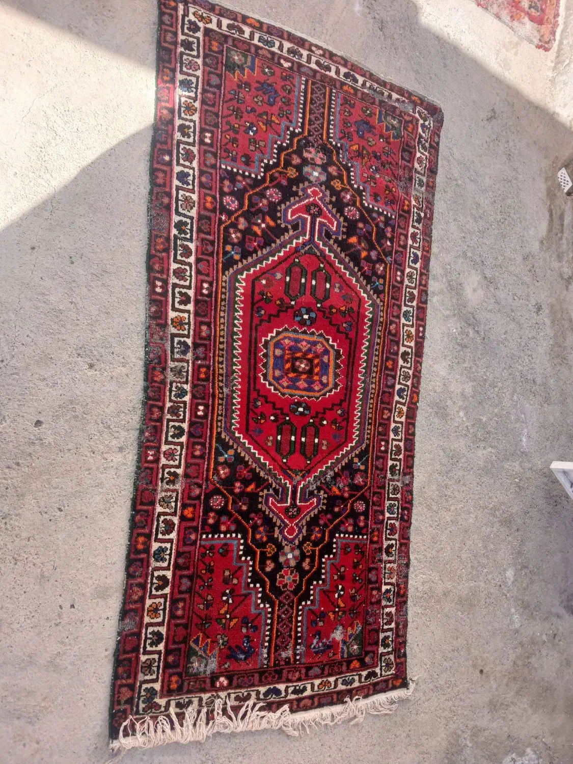 قالی دست باف|فرش|نهاوند, |دیوار