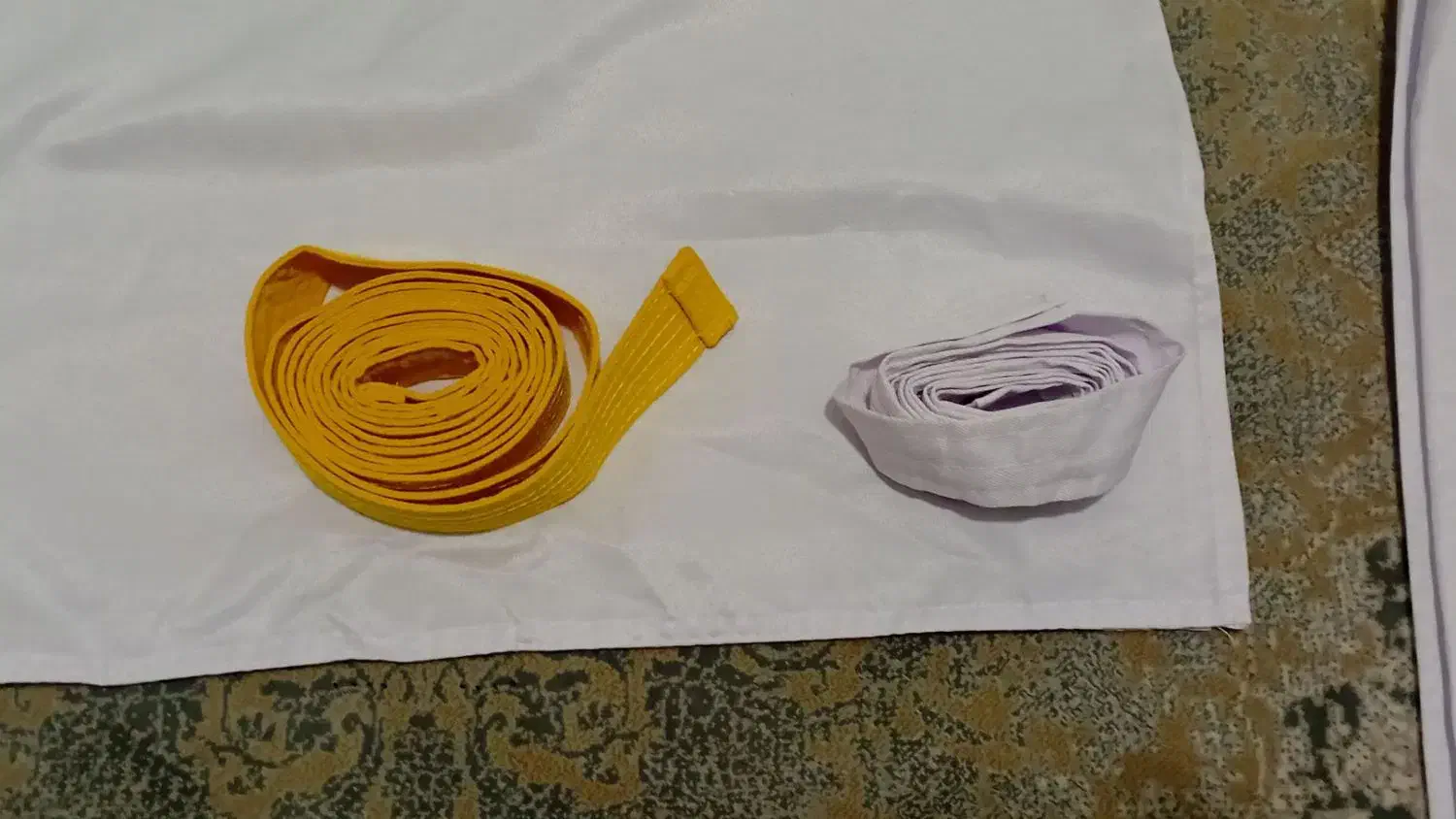 لباس تکواندو|لباس|شازند, |دیوار