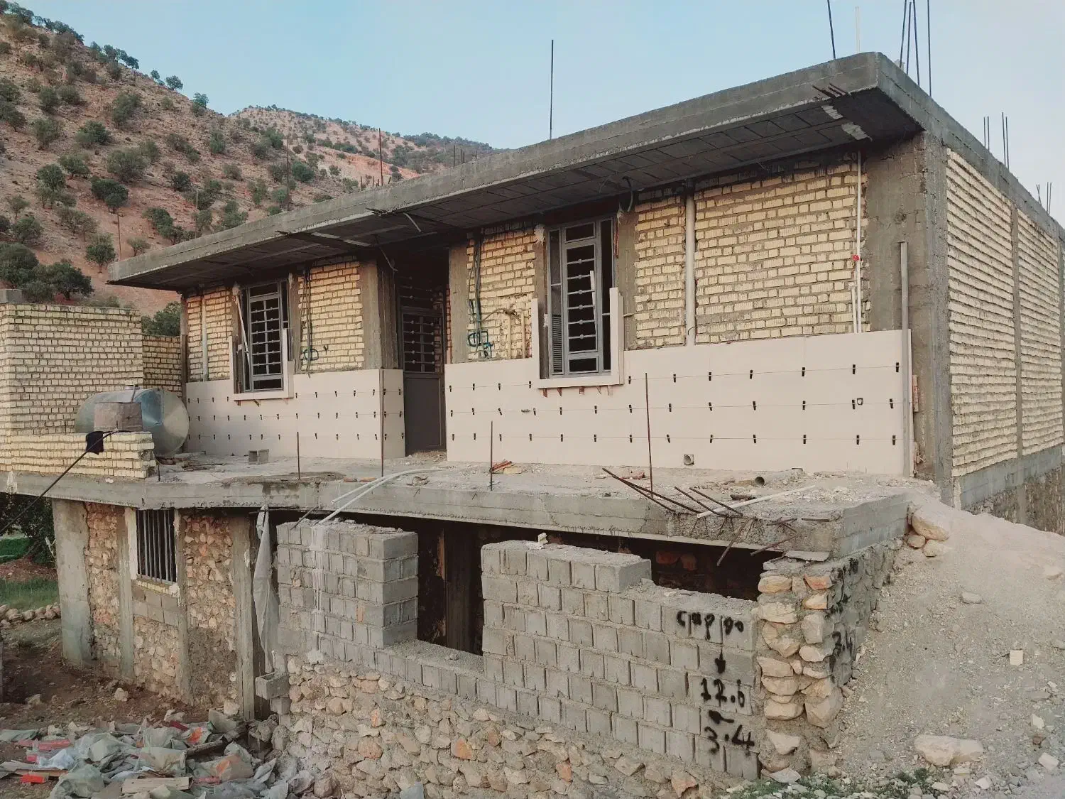 بنائی وکاشی کاری|خدمات پیشه و مهارت|شیراز, شیشهگری|دیوار