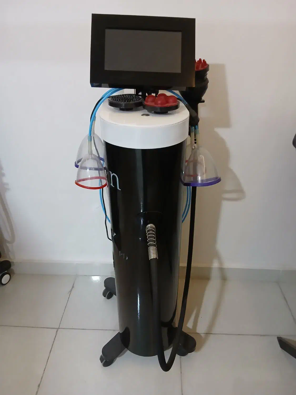 فروش دستگاه زیبایی به علت مهاجرت|آرایشگاه و سالنهای زیبایی|ارومیه, |دیوار