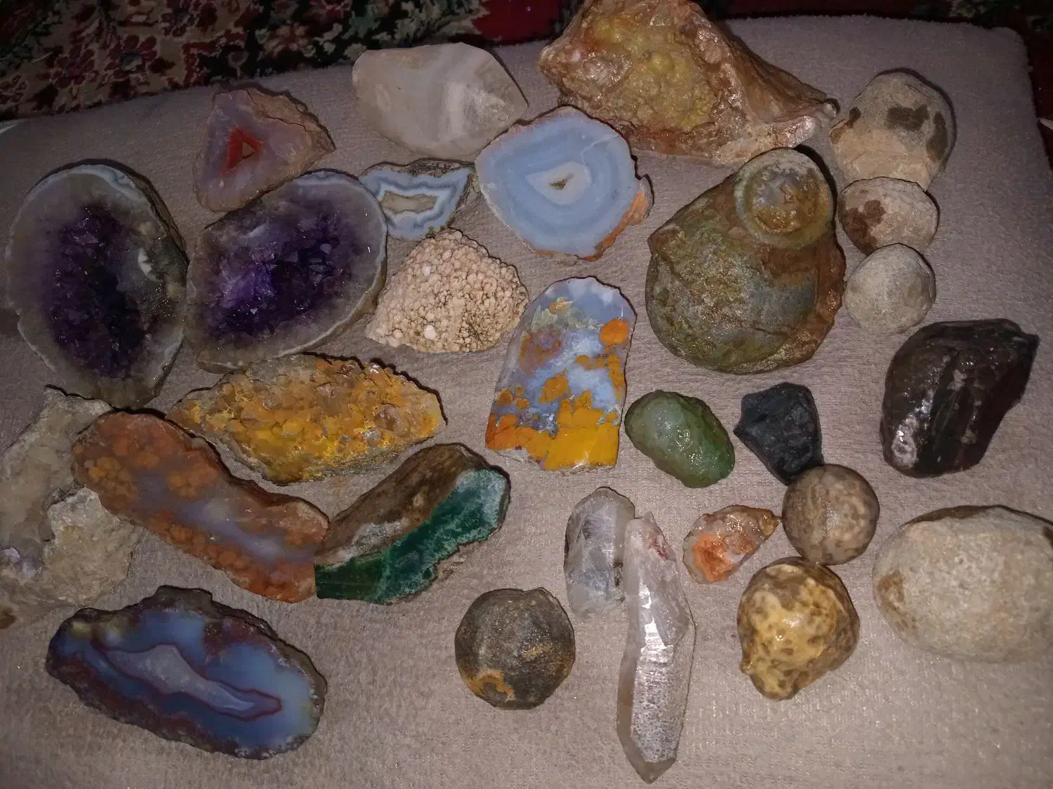 انواع سنگ قیمتی|بدلیجات|پاکدشت, پاکدشت (مامازند)|دیوار