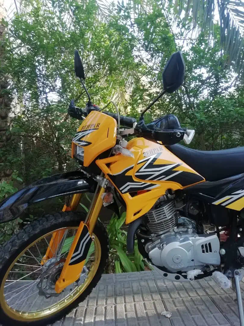 تریل روان|موتورسیکلت|بم, |دیوار