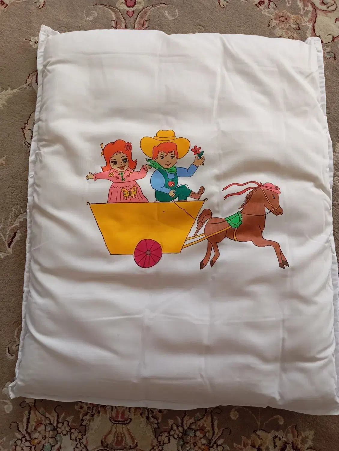 رختخواب نوزاد،طراحی با دست|اسباب و اثاث بچه|بوئین زهرا, |دیوار