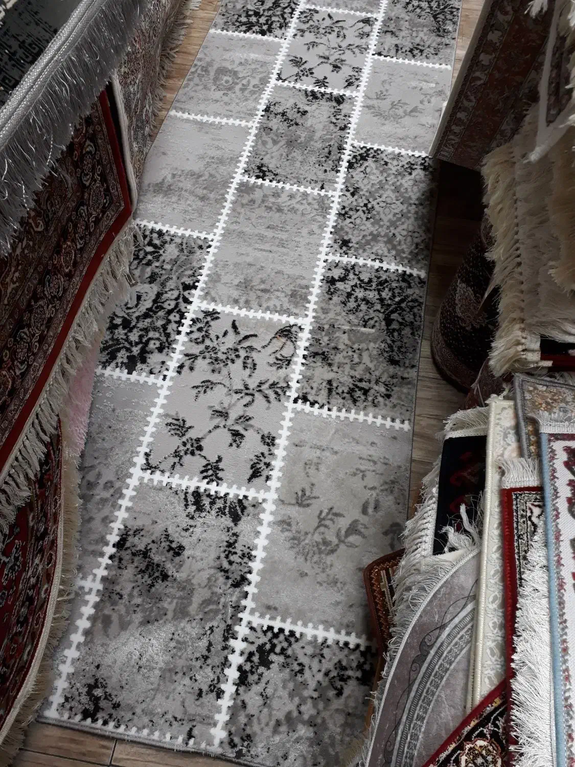 فرش آشپزخانه طرح خشتی کناره ۱×۳ سایز ۵۰۰شانه|فرش|تبریز, |دیوار