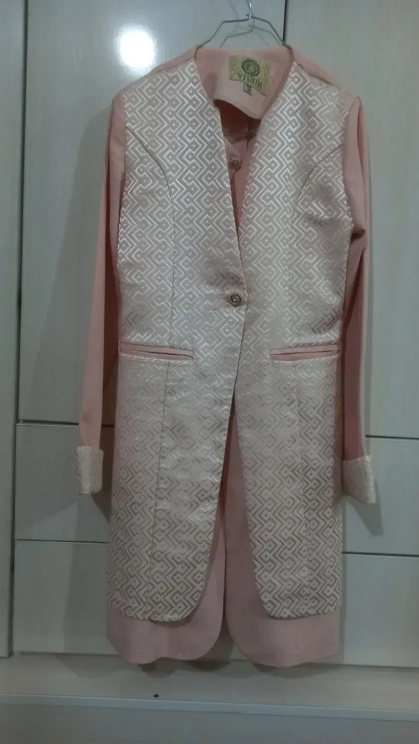 مانتو|لباس|زاهدان, |دیوار