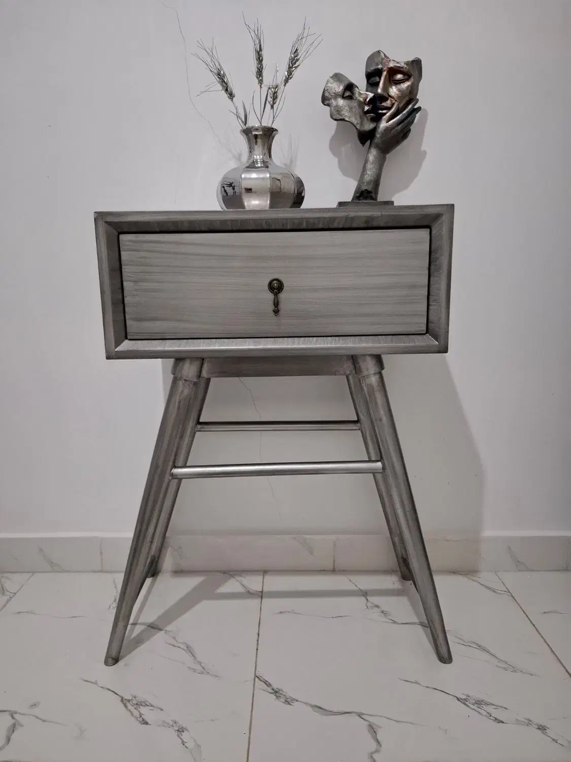 میزکنسول|بوفه، ویترین، کنسول|رشت, کوی حسینی|دیوار