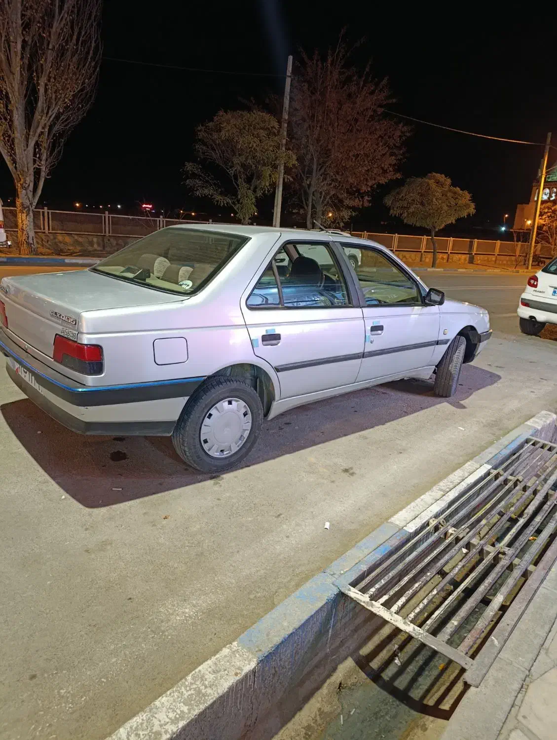 پژو405مدل1396دوگانه کارخانه.بیرنگ تمیز کم کارخانگی|خودرو سواری و وانت|زنجان, |دیوار