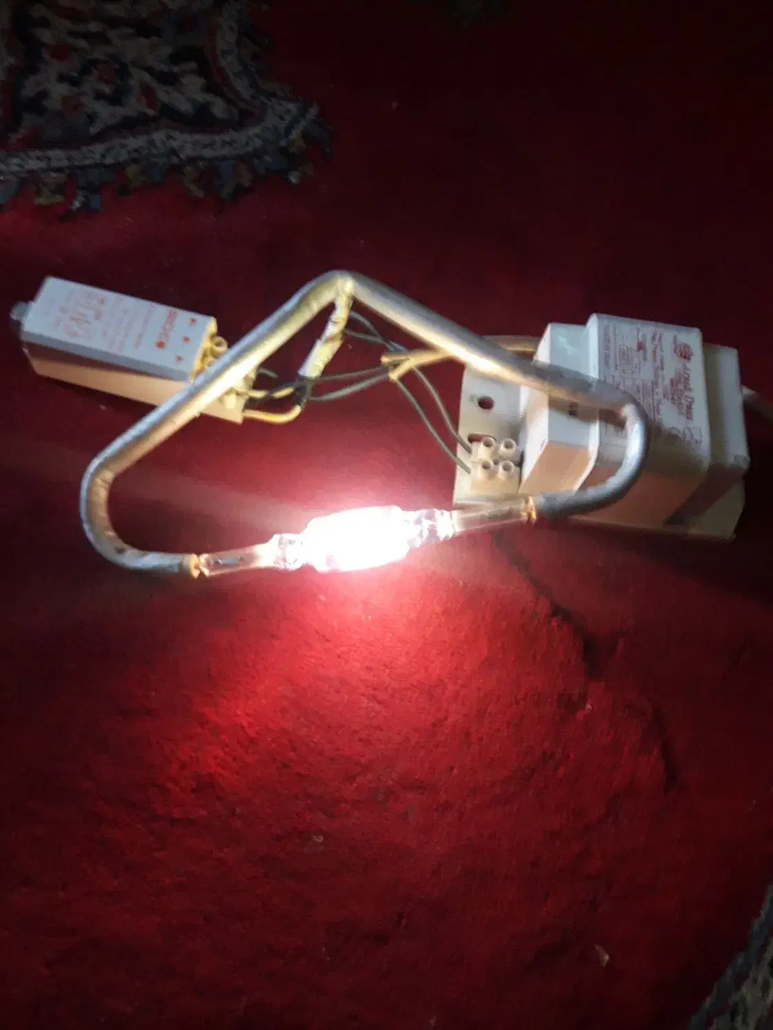 لامپ پروژکتور قوی|لامپ و چراغ|قم, عربستان|دیوار