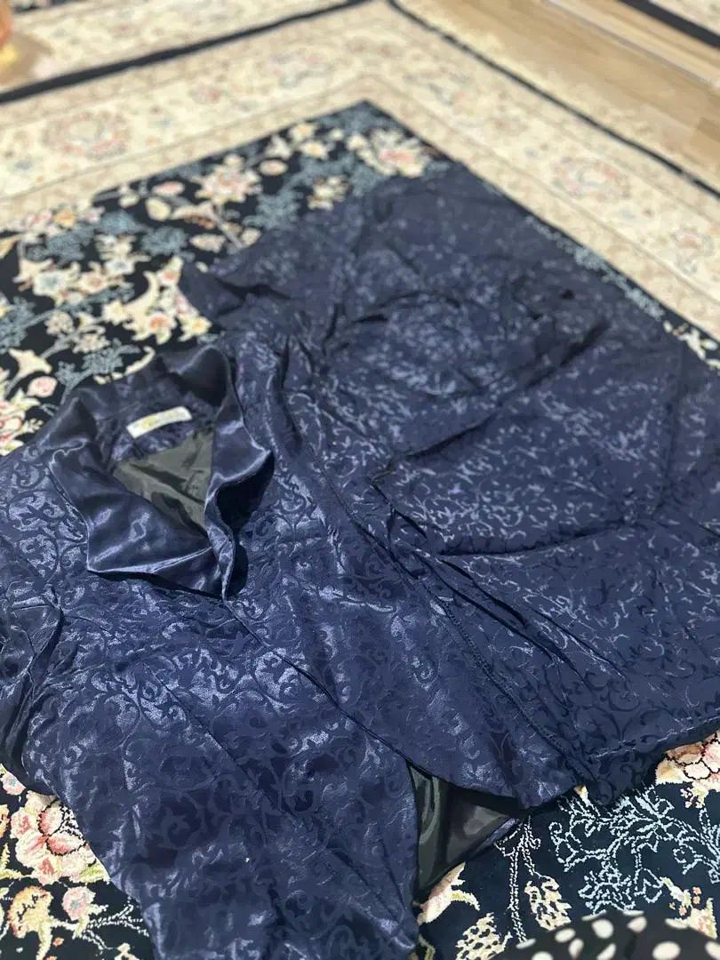 لباس|لباس|ارومیه, |دیوار