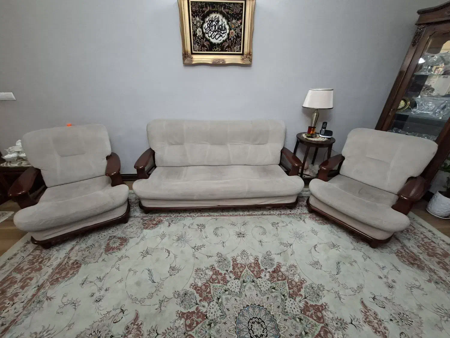 مبل ۷ نفره چوب|مبلمان خانگی و میز عسلی|تهران, سردارجنگل|دیوار