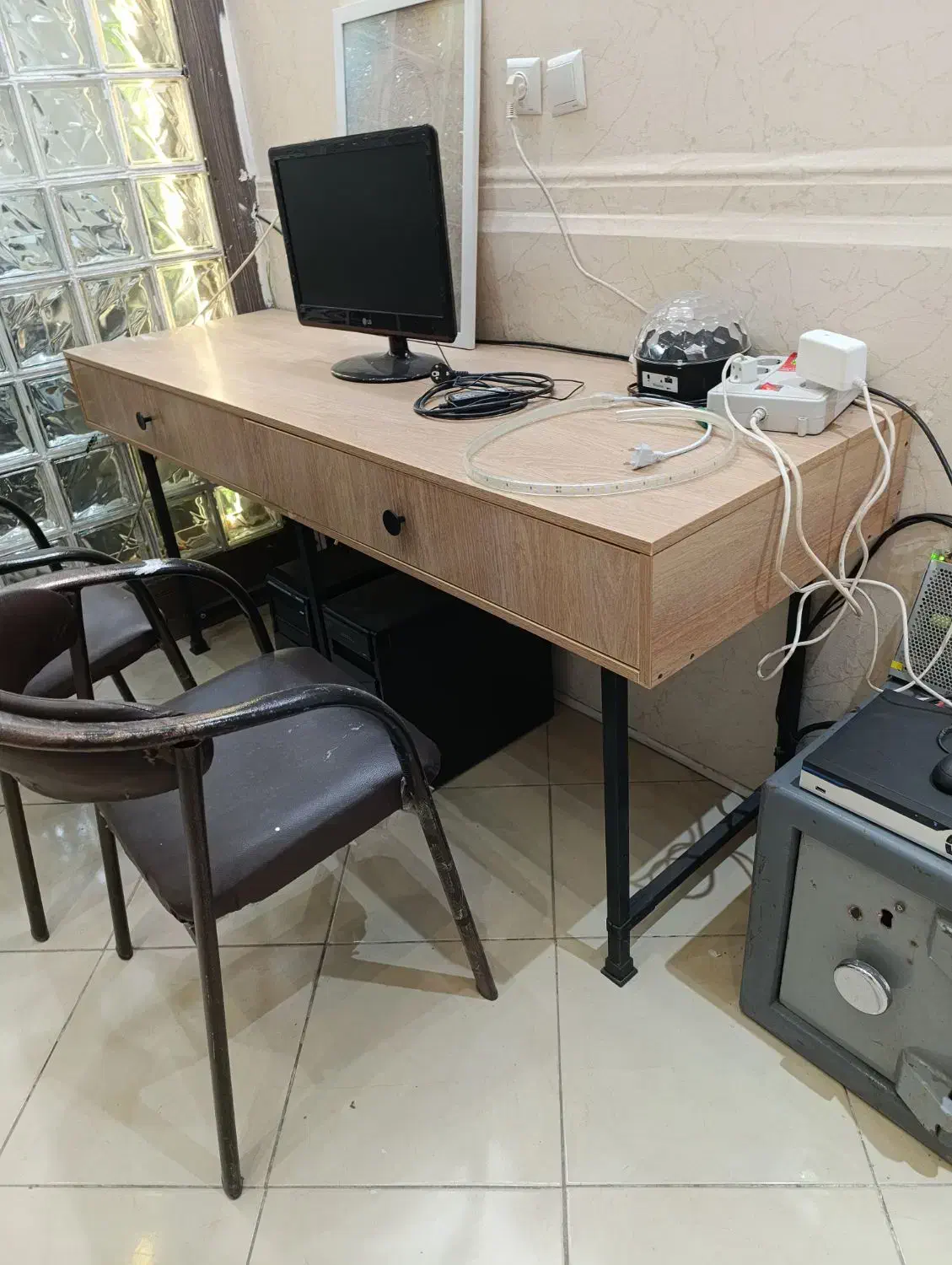 میز و صندلی ام دی اف مدرن|مبلمان اداری|قم, زنبیل آباد|دیوار