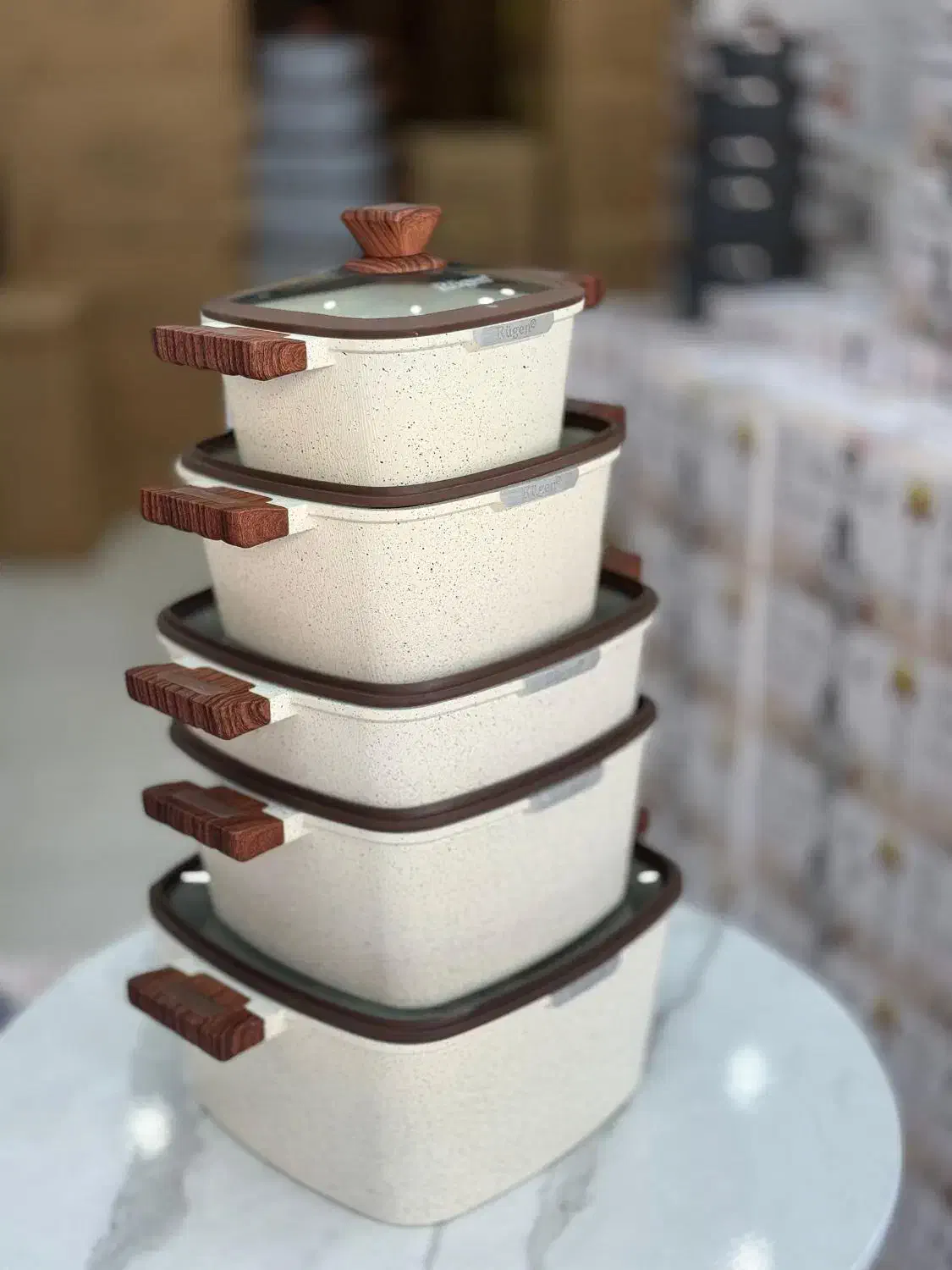 سرویس قابلمه گرانیت ۱۰پارچه دسته چوبی مربع|ظروف پختوپز|بانه, |دیوار