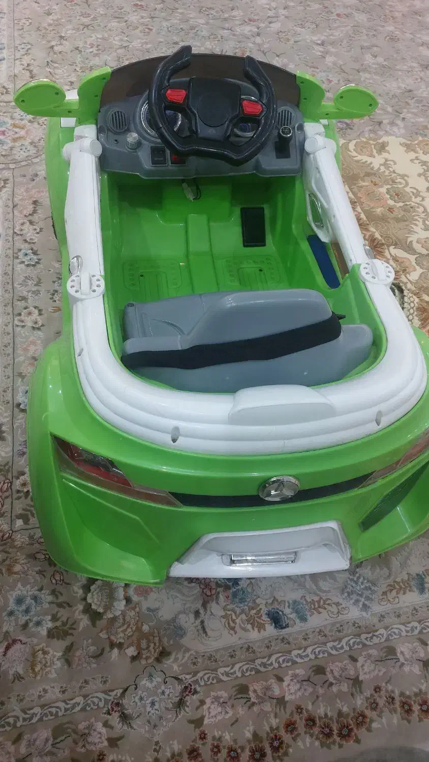 ماشین شارژی|اسباب‌بازی بچه|باقرشهر, |دیوار