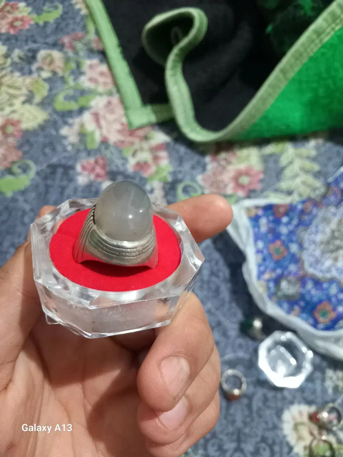 انگشتر فاخر کهنه عقیق سوسنی|جواهرات|خرم‌آباد, |دیوار