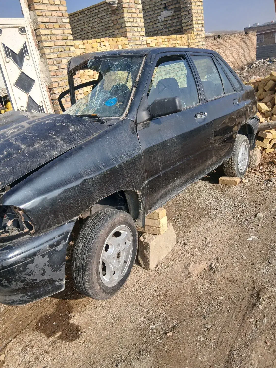 پراید تصادفی ۸۴|خودرو سواری و وانت|نوشین شهر, |دیوار