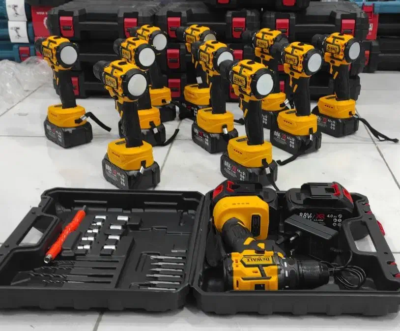 دریل شارژی ضد آب موتور براشلس بدون زغال دیوالت|ابزارآلات|اهواز, پردیس دو|دیوار