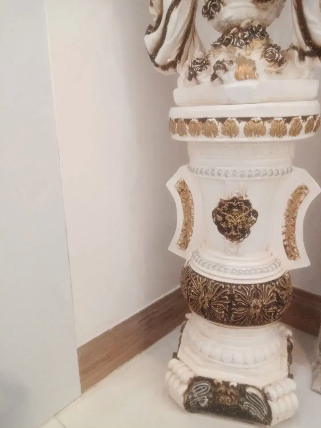 مجسمه فرشته|مجسمه، تندیس، ماکت|قرچک, میرزائی شمالی|دیوار