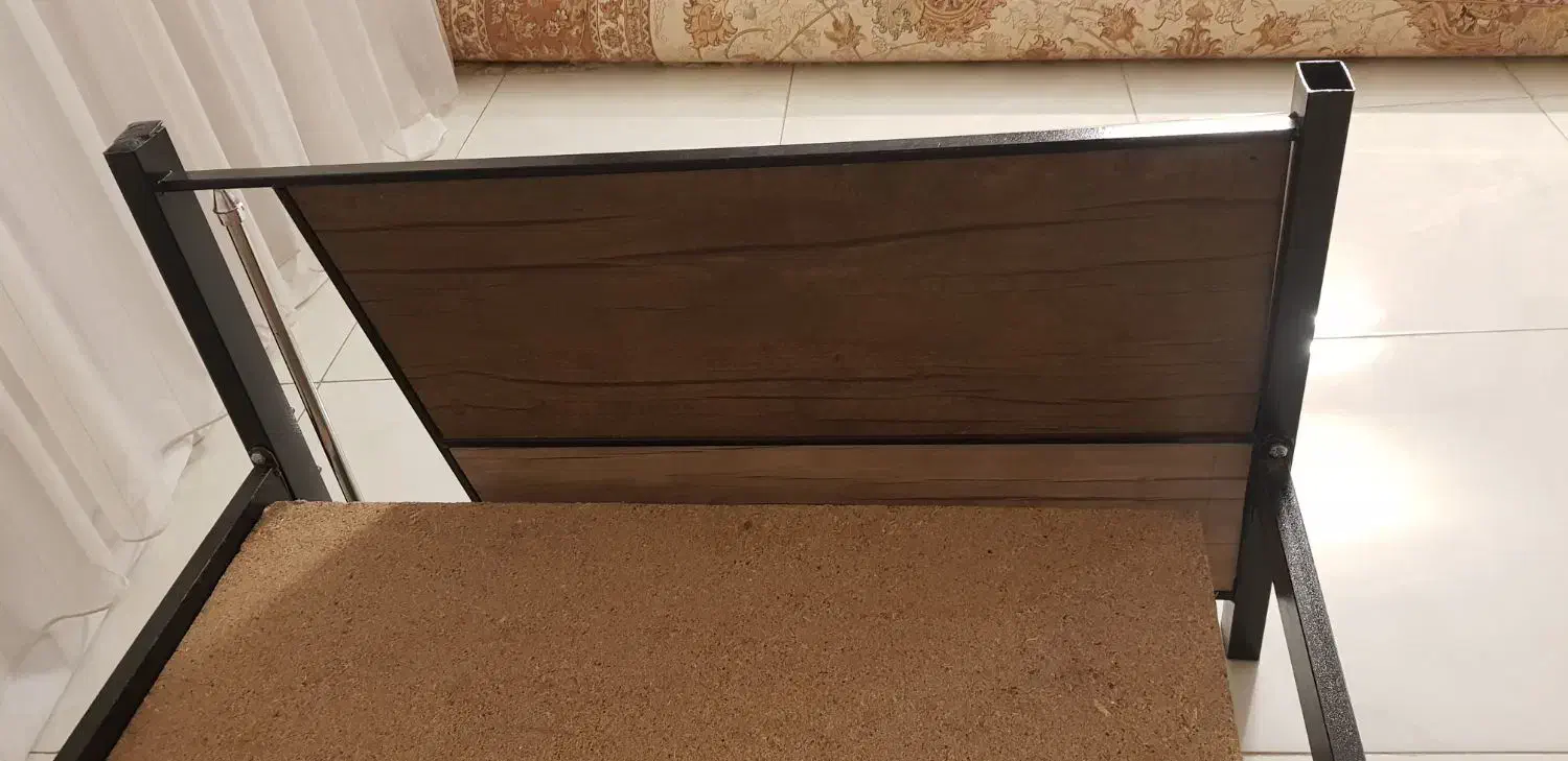 تخت تکنفره|تخت و سرویس خواب|طرقبه, |دیوار