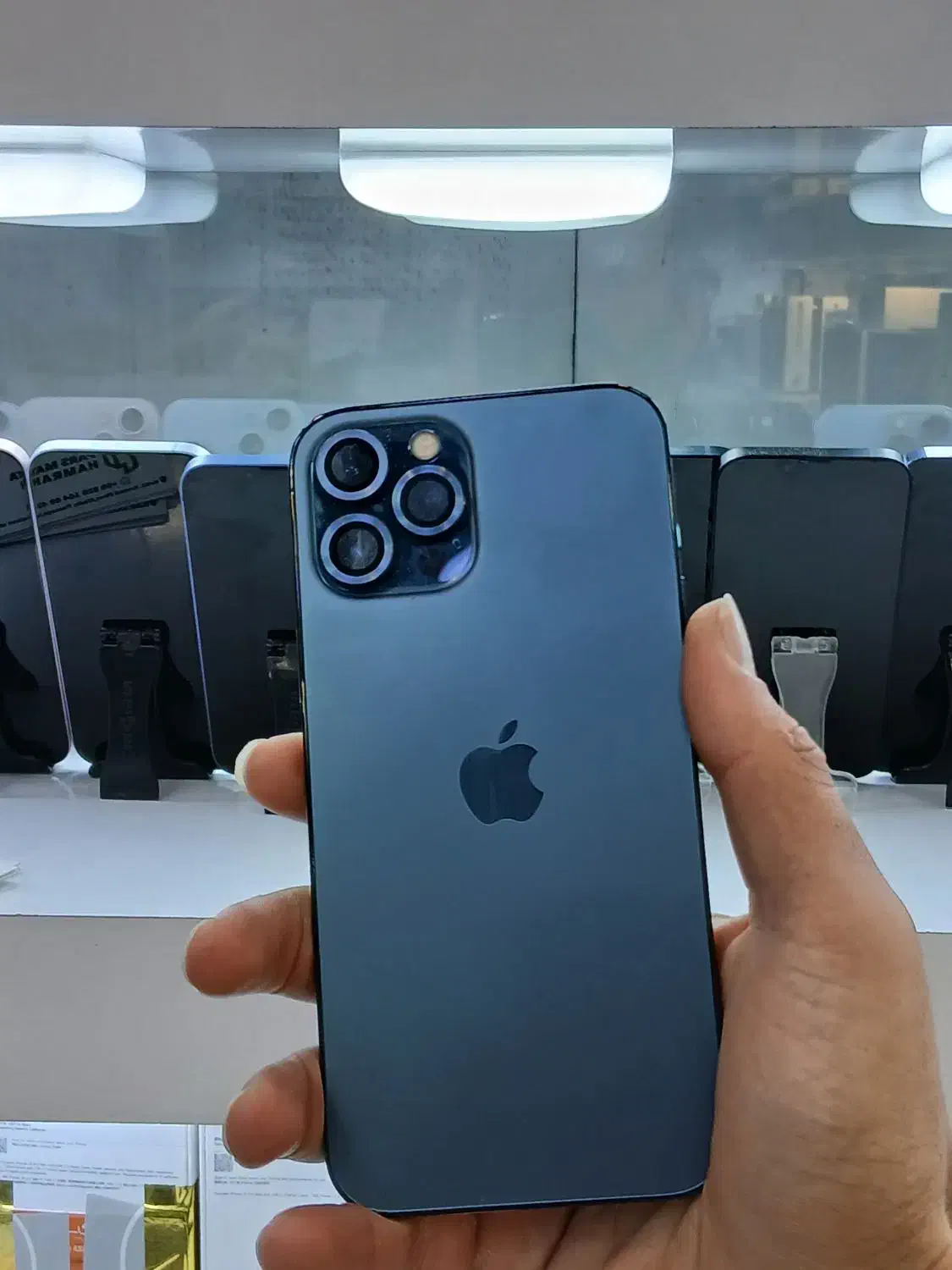 12پرومکس 256 zaa|موبایل|تهران, شیخ هادی|دیوار