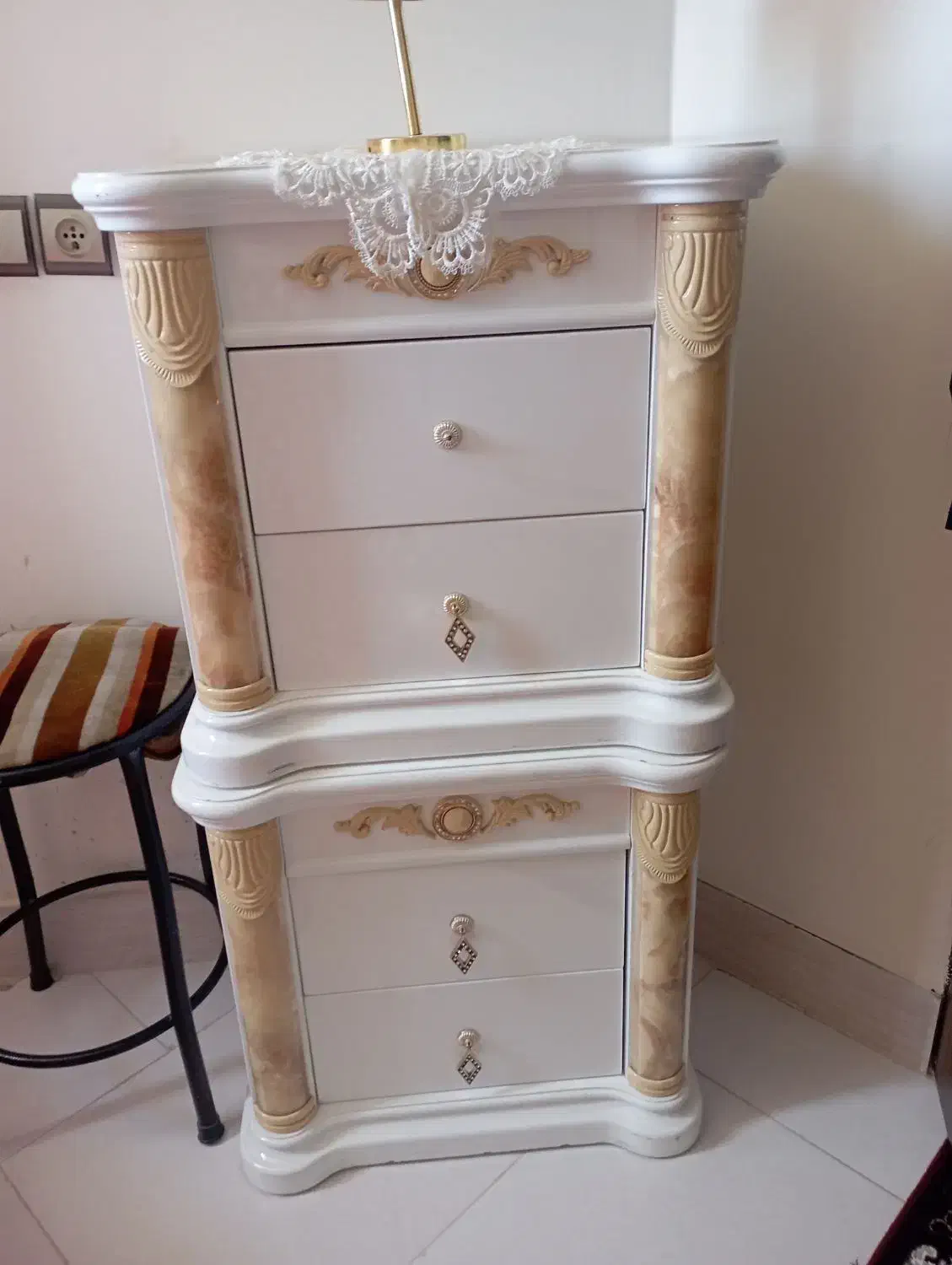 سرویس چوب کاملا سالم بدون شکستگی|تخت و سرویس خواب|قوچان, |دیوار