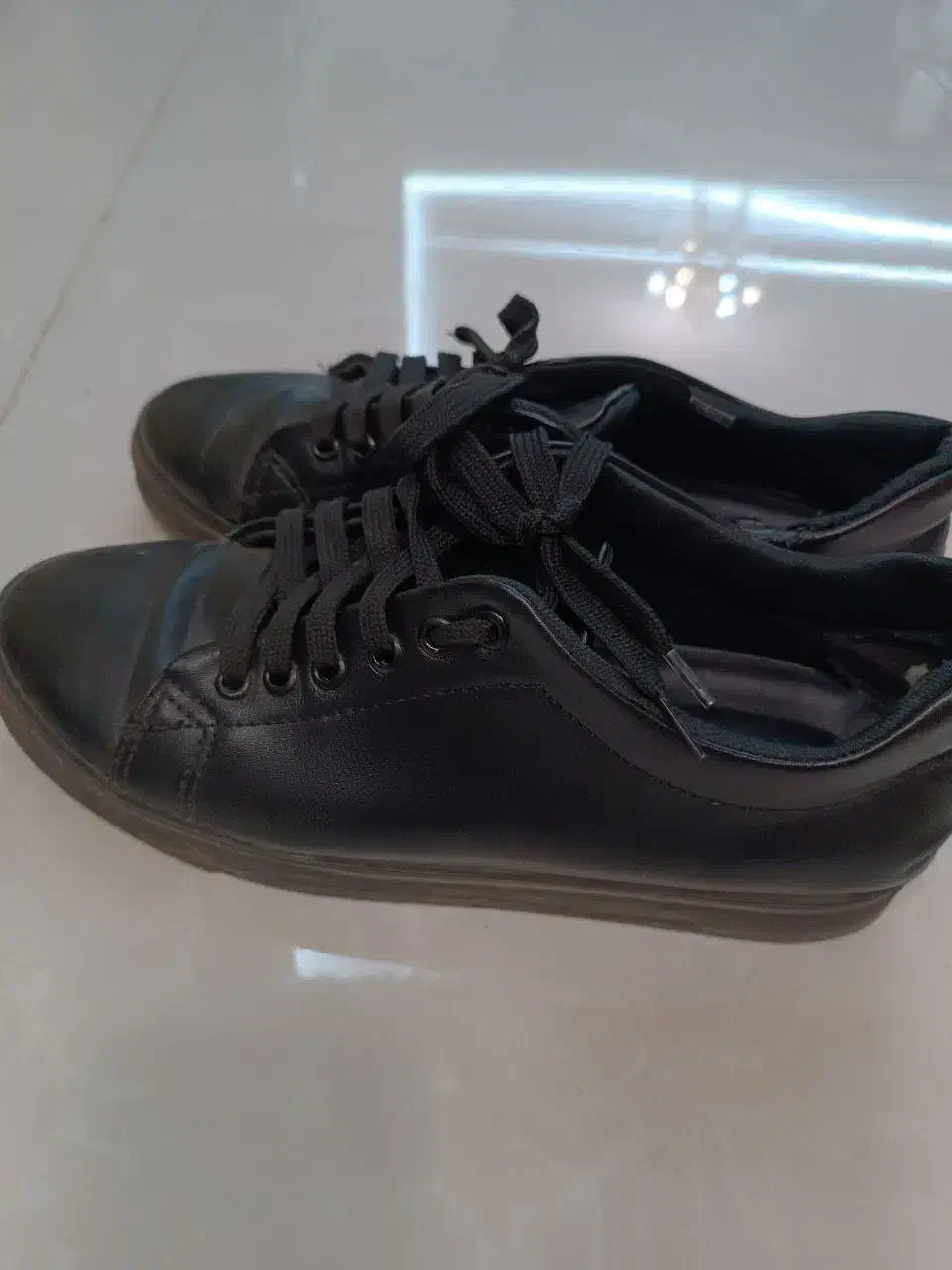 کیف وکفش|کیف، کفش، کمربند|اراک, |دیوار