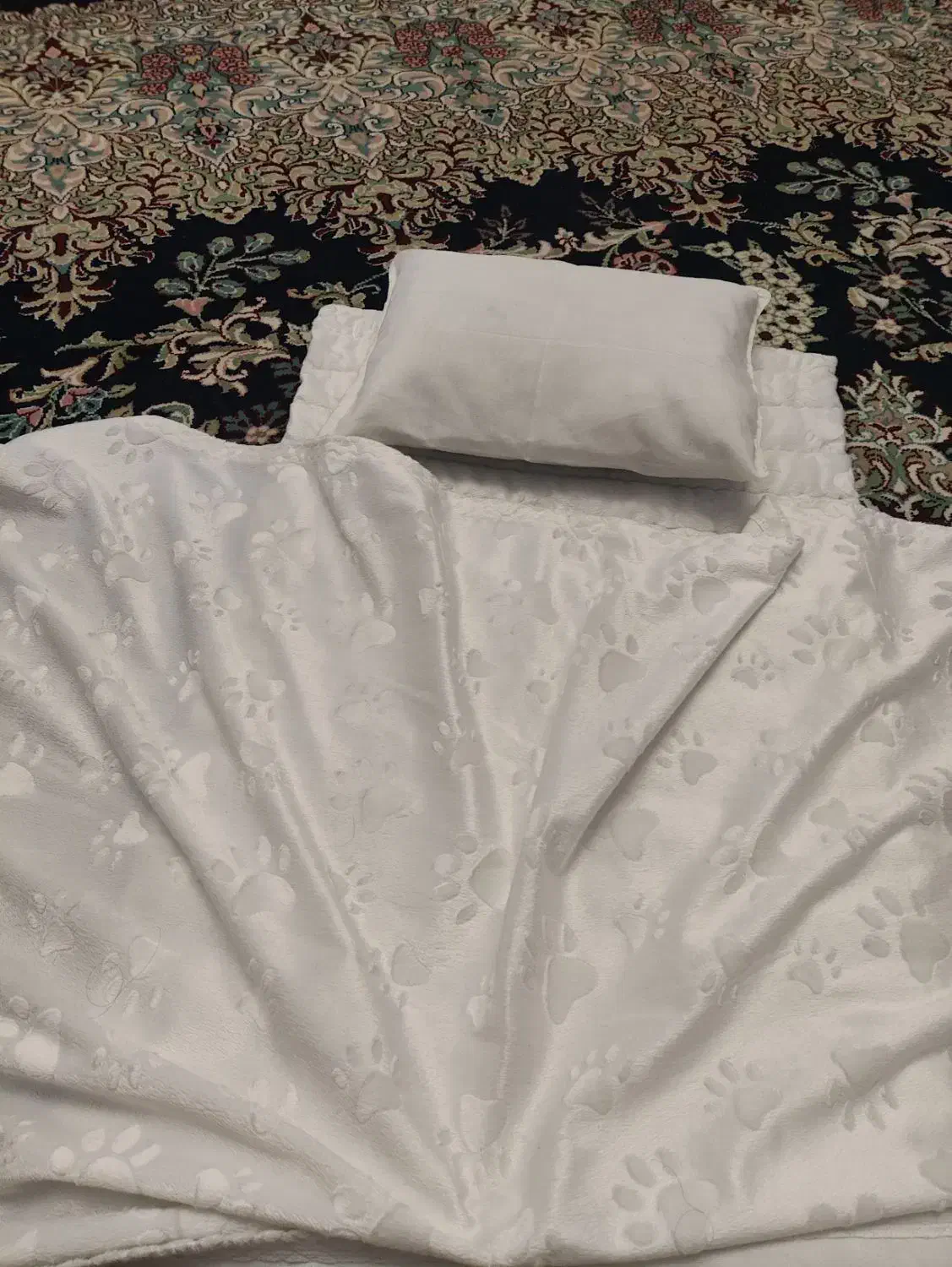 تشک وبالش سبک مسافرتی کوچک|رختخواب، بالش، پتو|اسلامشهر, شهرک مفیدی|دیوار