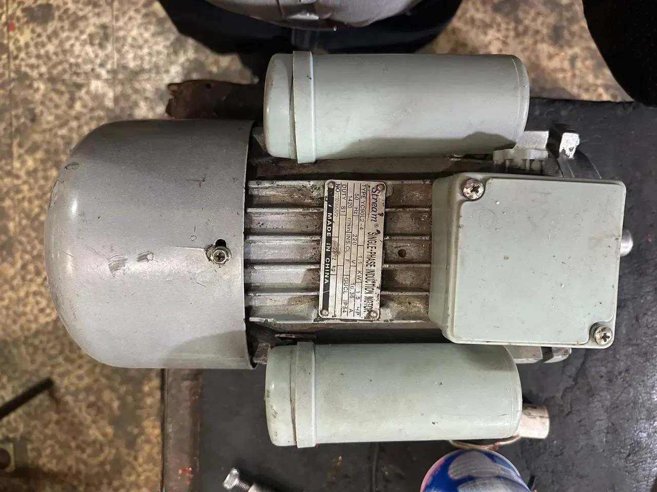 الکترو موتور یکو نیم اسبی|ماشین‌آلات صنعتی|قزوین, |دیوار