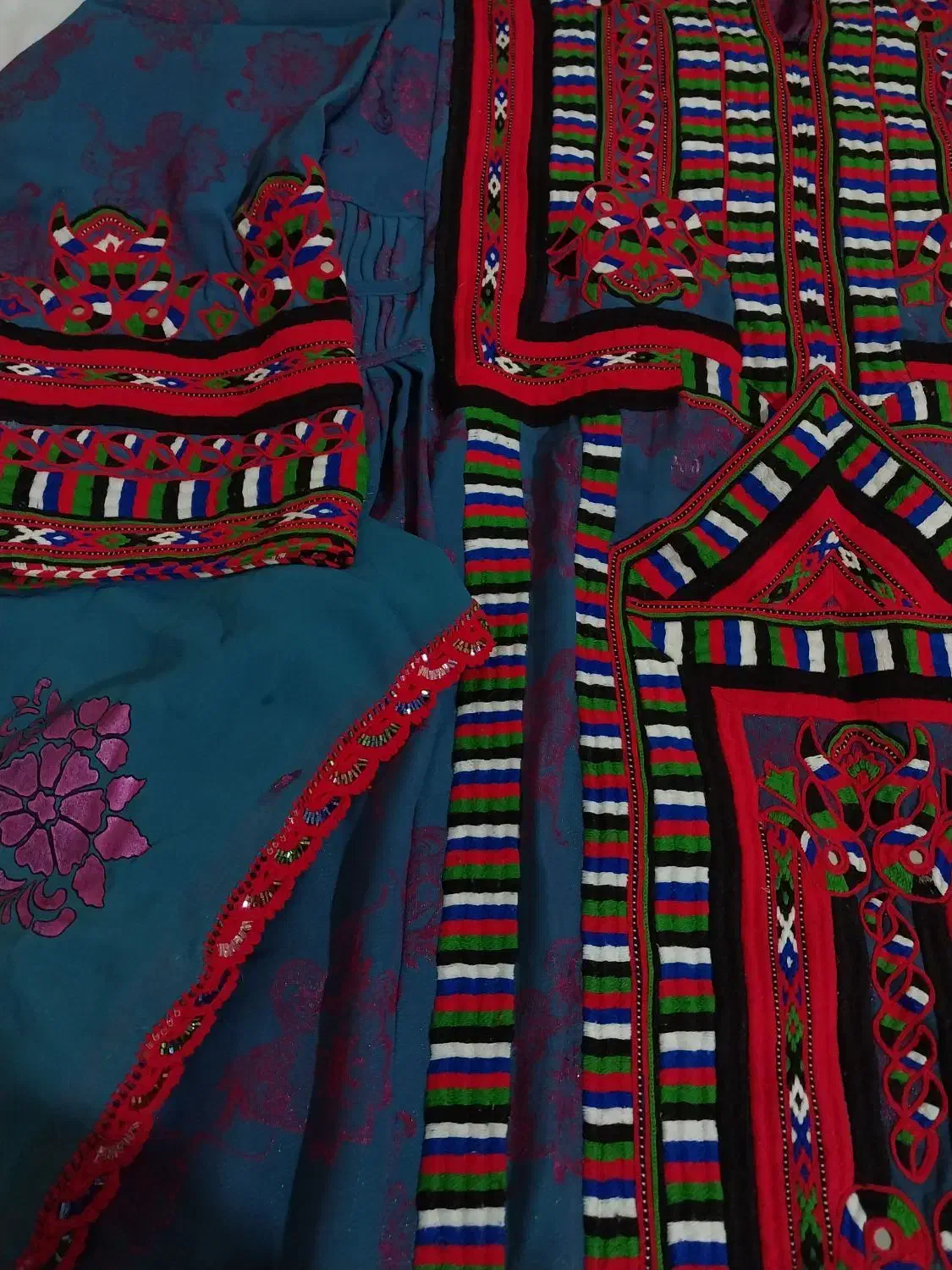 لباس بلوچی|لباس|ایرانشهر, |دیوار