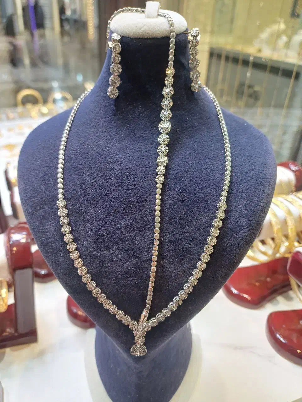 سرویس عروس تراش بدون اجرت|جواهرات|کرمانشاه, |دیوار