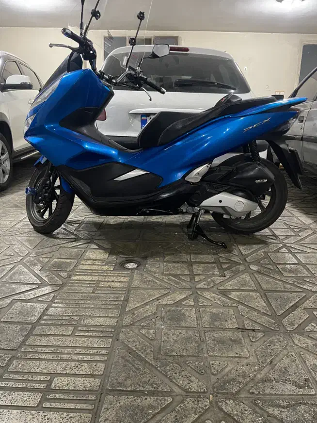 هوندا pcx150|موتورسیکلت|تهران, راه آهن|دیوار