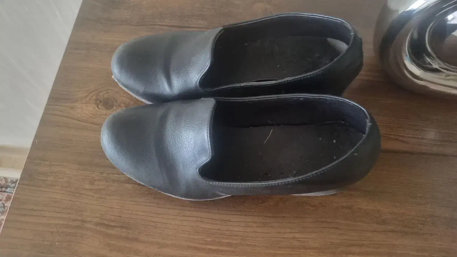 کیف و کفش چرمی مارک در حد نو تمیز و سالم|کیف، کفش، کمربند|سبزوار, فقیه سبزواری|دیوار